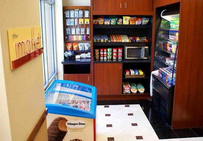 Отель Courtyard By Marriott Richmond Berkeley Экстерьер фото
